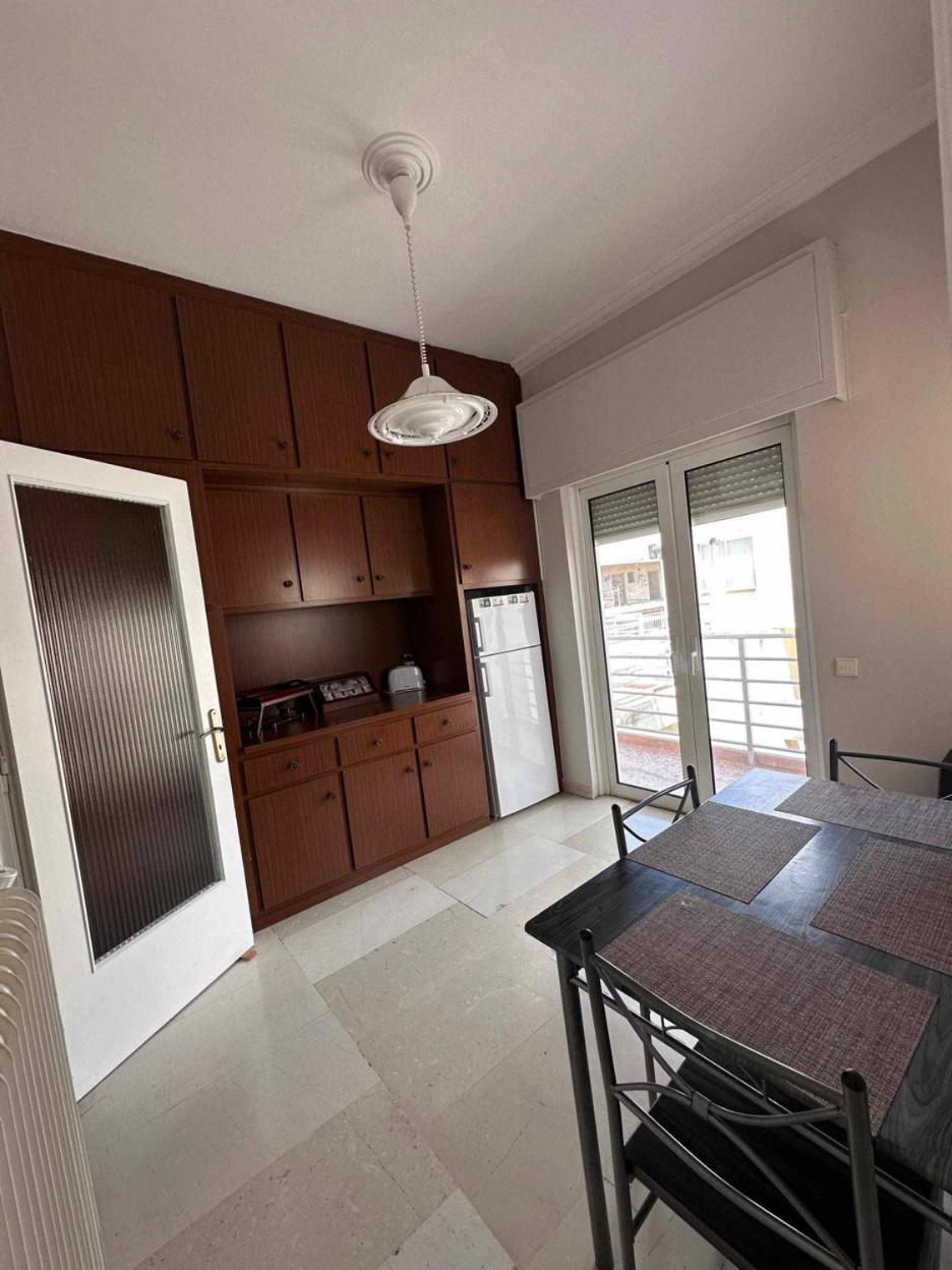 Beach Front Apartment Nea Palatia ภายนอก รูปภาพ